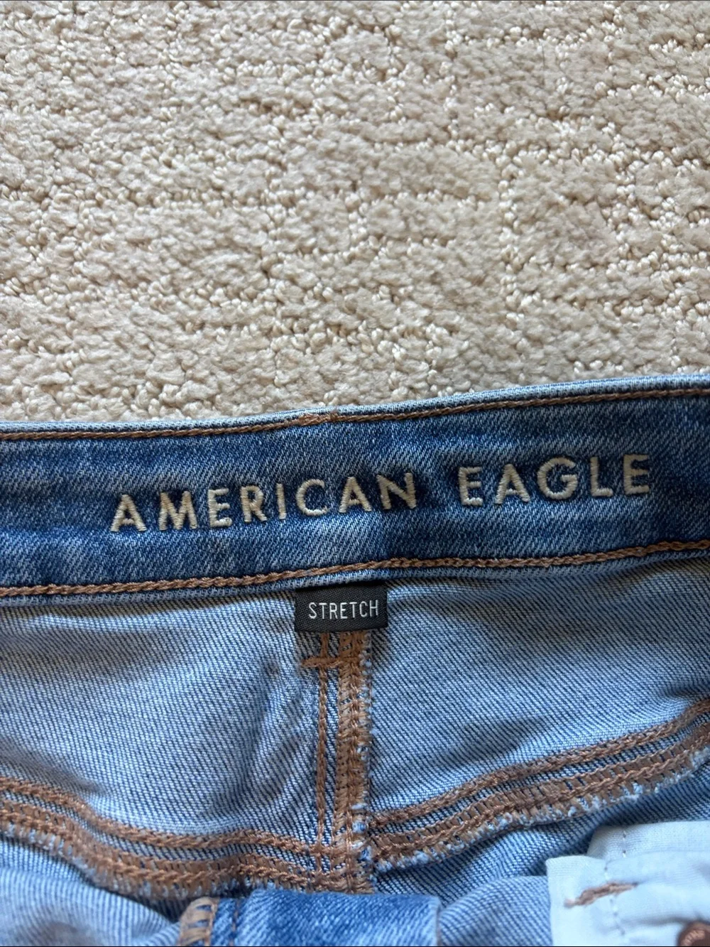American Eagle Stretch Jeans - Picture 3 of 5